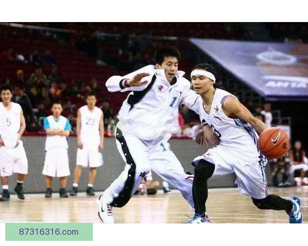 吴悠vs郭艾伦街球与职业巅峰对决谁才是真正王者之争时代风云较量