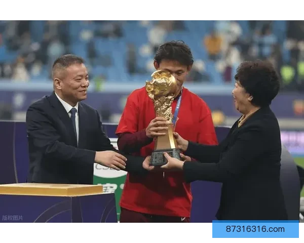 叶胡达迎战泽尼特欧战焦点之夜胜负走向引发球迷热议